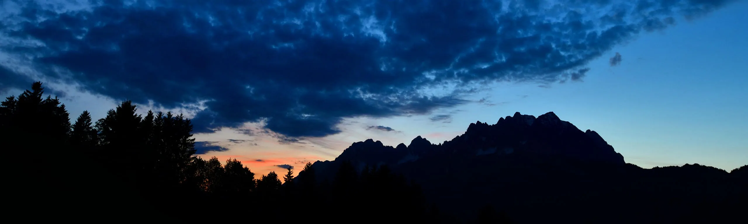 kaiser bei nacht